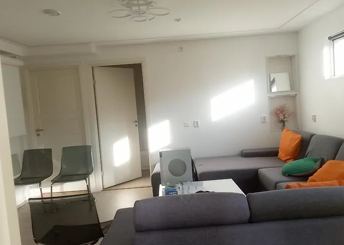 Appartement In Easy Accessible New Near Stave Church *